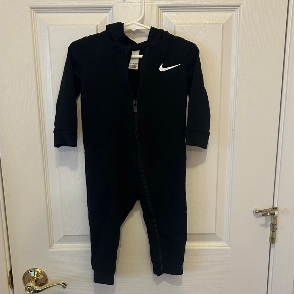 Nike Kids Black Zip-Up Footie